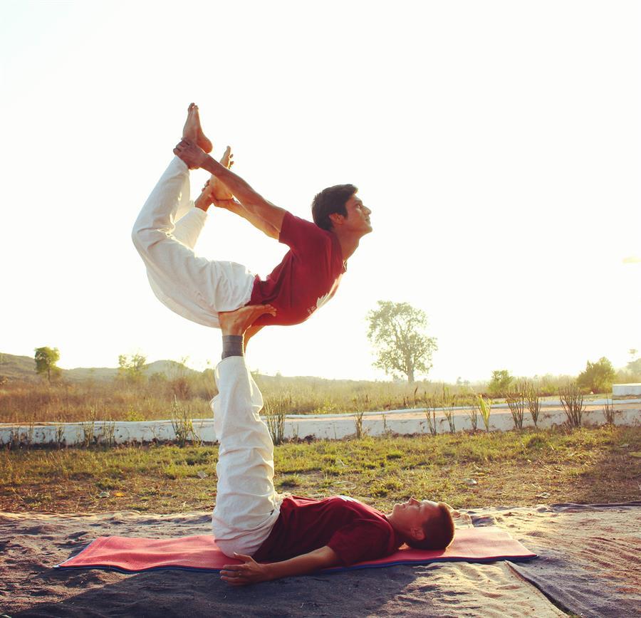yoga-teacher-training-india-yoga-asana (36)